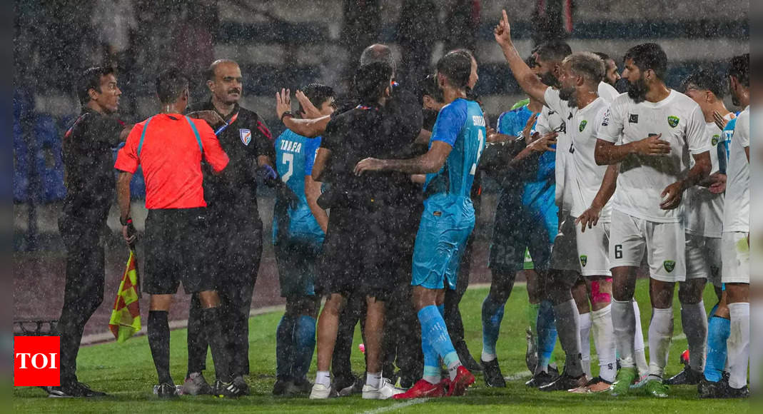 India vs Pak @SAFF C’ship: A hat-trick, an ugly brawl, a red card and a headbutt | Football News – Times of India