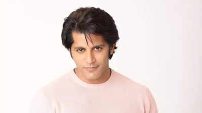 Karanvir Bohra on playing Samar in 'Hum Rahe Na Rahe Hum': Hate the sin, not the sinner