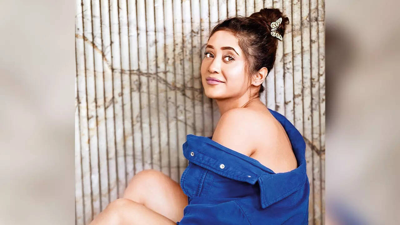 Shivangi joshi xxx