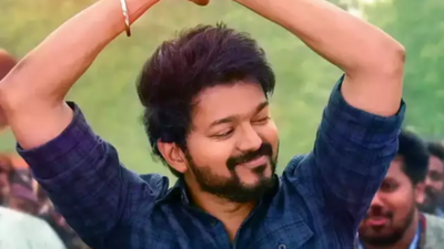 Vijay fans distribute gold rings to the newborn and biryani to people ...
