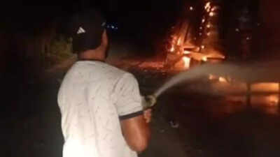 Truck with Hydrogen cylinders catches fire in Khanna of Punjab's Ludhiana district