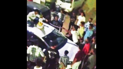 After cake cut with sword in Pune's Dhankawdi, 13 detained, including 6 minors