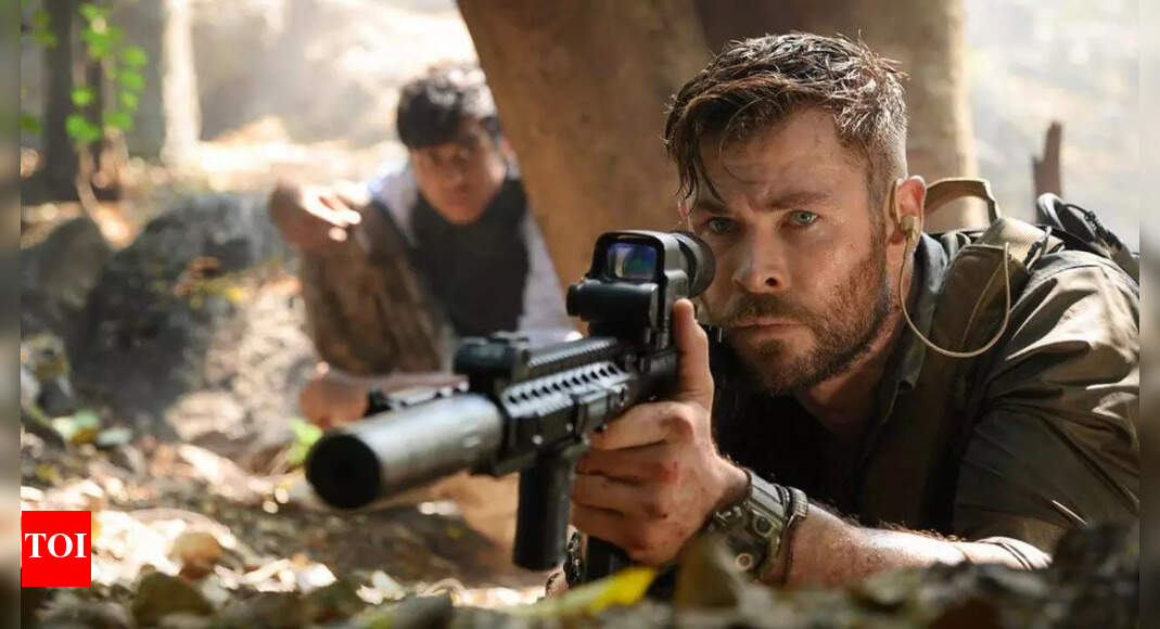 Extraction 2 Twitter review Chris Hemsworth’s 21minute action scene