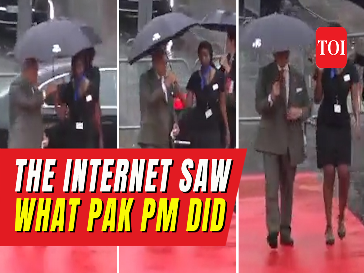PM, Opposition Leaders Arrive For Monsoon Session With Umbrellas Amid Rain