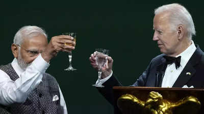 At dinner bash, leaders raise toast to ‘2 great nations, 2 great powers’