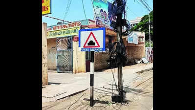 Sagging cables on Trichy roads pose threats to commuters