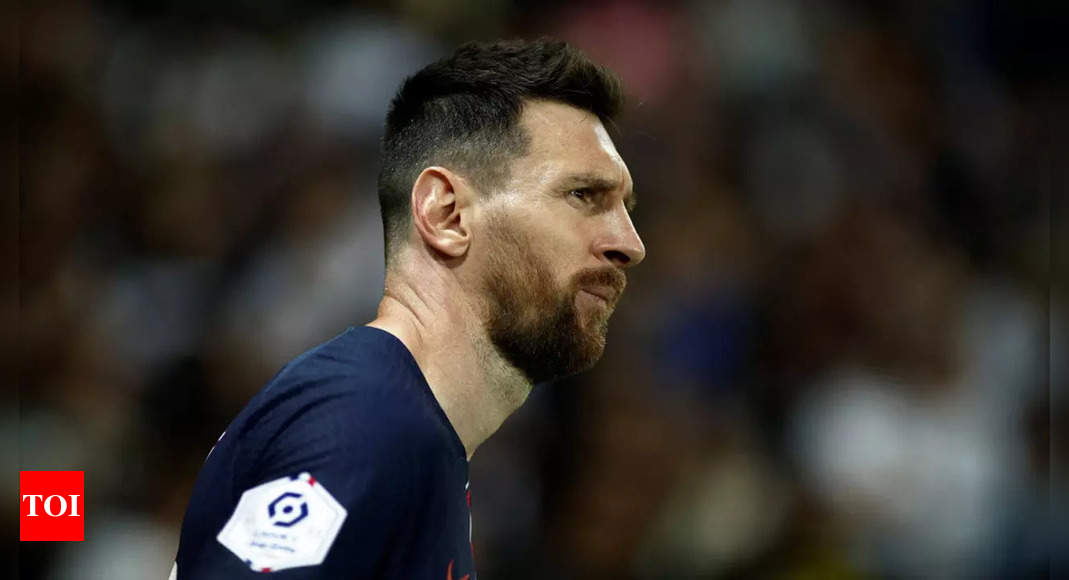 Messi leaves PSG joins rival Ronaldo in Saudi Arabia  Pakistan Observer