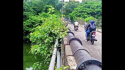 Century-old Hunsur bridge is a disaster waiting to happen