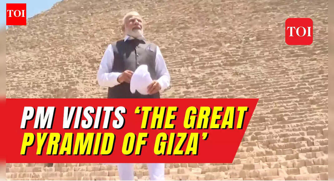 Cairo: PM Narendra Modi visits 'The Great Pyramid of Giza'