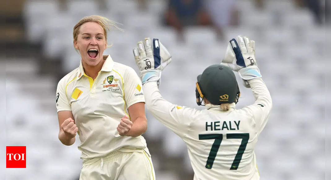 Australia women inch towards Ashes Test win with England 116/5 chasing 268 | Cricket News – Times of India