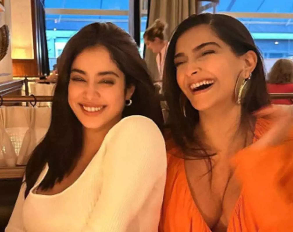 
From enjoying happy moments and delicious food to visiting beautiful places! Sonam Kapoor, Janhvi Kapoor and Rhea Kapoor have a great time as they reunite in London
