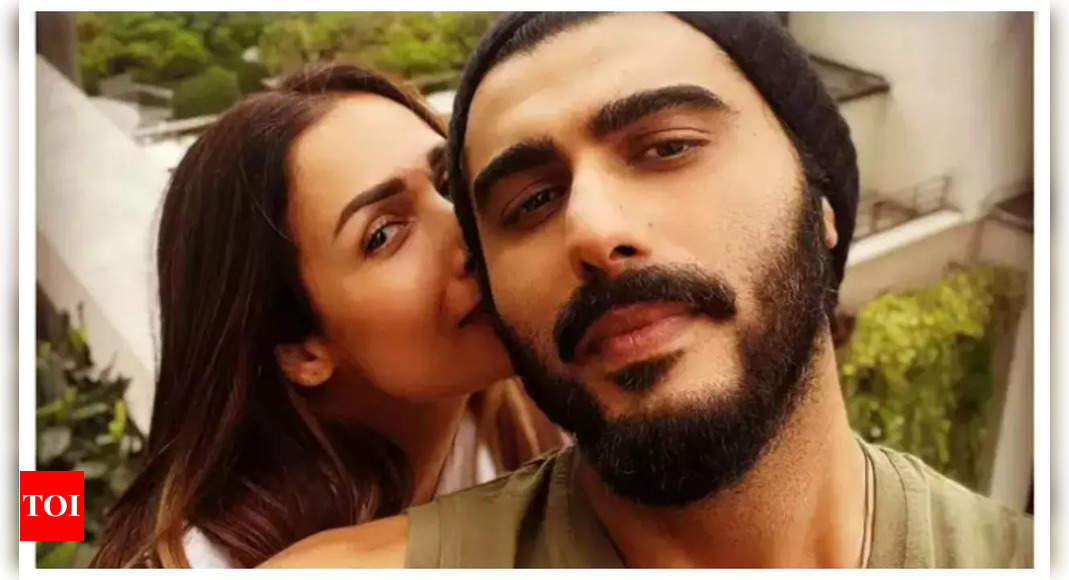 Malaika Arora menyebut pacar Arjun Kapoor ‘sinar matahari dan pemikir’ saat dia mengucapkan selamat ulang tahun padanya: Lihat postingan di dalam |  Film berita Hindi
