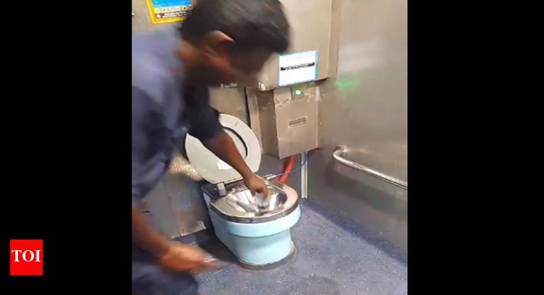Conservancy workers in Madurai clean rail coach toilets barehanded