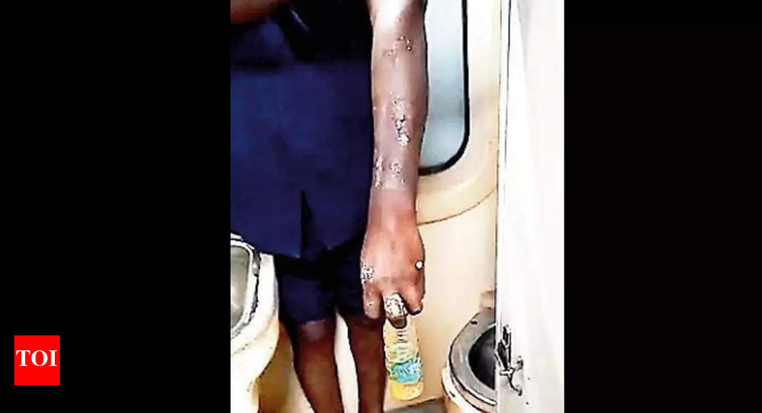 Workers in Madurai forced to clean train toilets with bare hands | Madurai News - Vimarsana News
