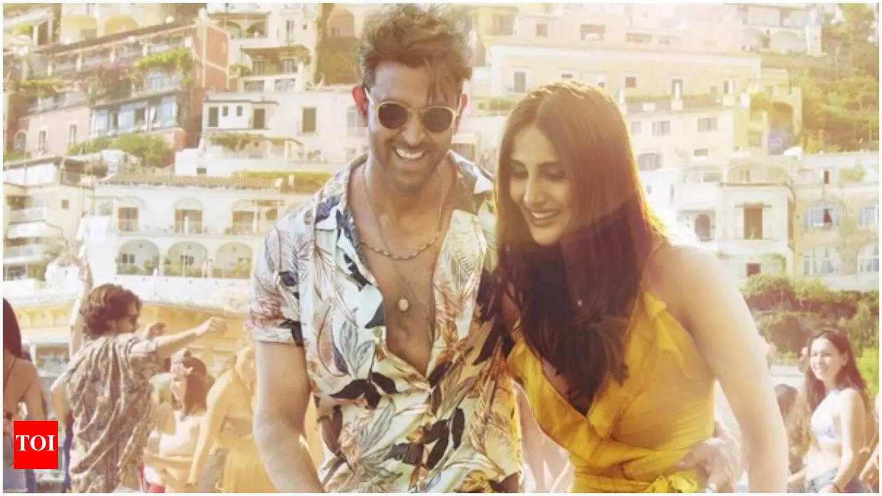 Vaani Kapoor excited to share stage with Hrithik Roshan at UK Tour Stars  on Fire | Hindi Movie News - Times of India