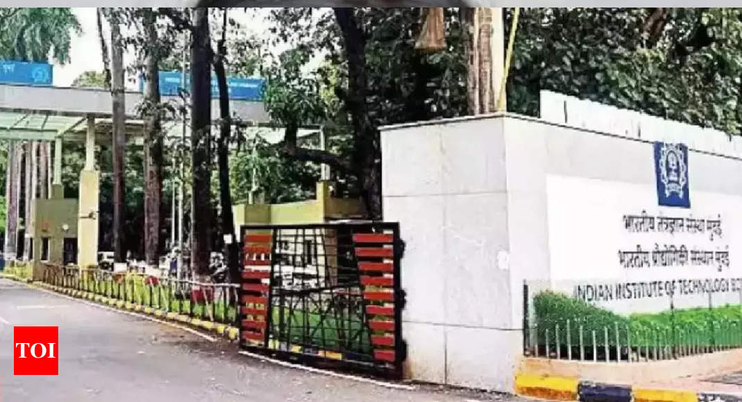 Top Two IITs: IIT Delhi Vs IIT Bombay