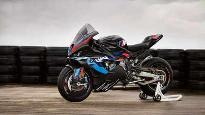 Research 2024
                  BMW M 1000 RR pictures, prices and reviews