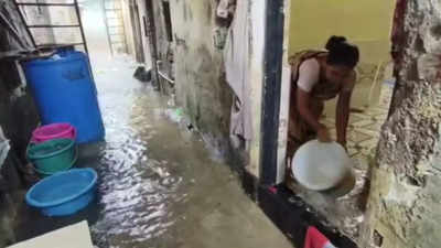 Waterlogging in low lying areas in Kalyan-Dombivli due to heavy rain
