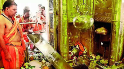 Sparsh darshan banned at Kashi Vishwanath temple during 59 days of Shrawan month