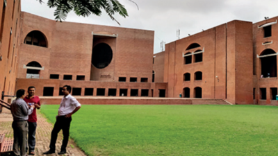 At 42%, Ratio Of Non-engineers In Iim-a’s Pgp Batch At Record High ...