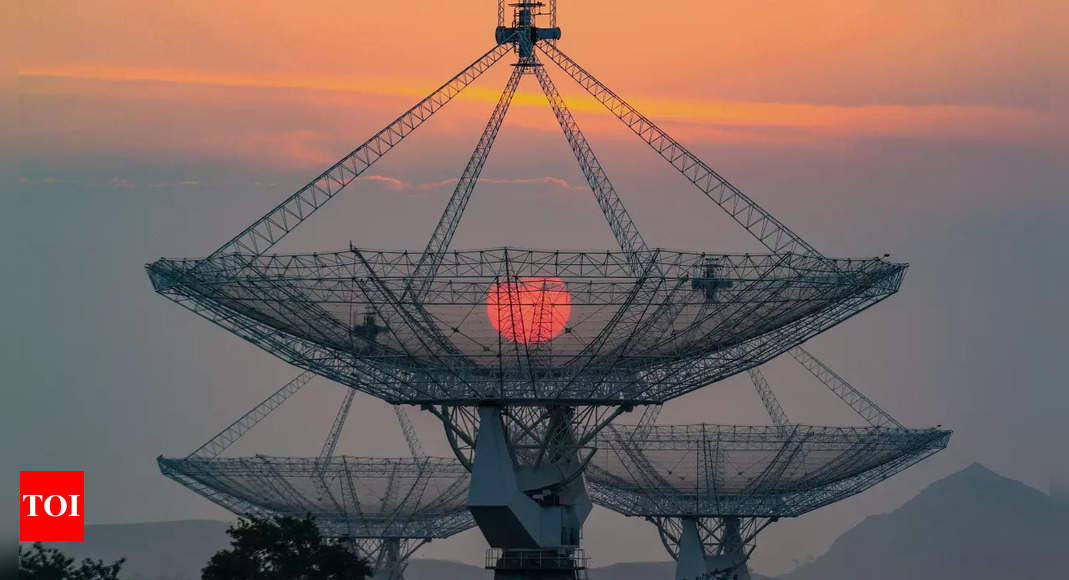 Indian telescope & astronomers help global team hear 'humming' of gravitational waves - Indiatimes.com