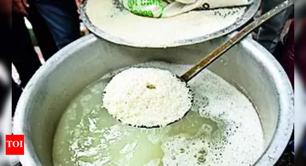 Class 9, 10 Students Not Getting Parboiled Rice | Mangaluru News - Vimarsana News