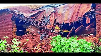 Couple killed in wall collapse during heavy rains in Balod