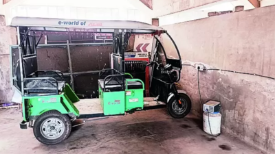 PAU’s free e-rickshaw service leaves drivers struggling to meet expenses