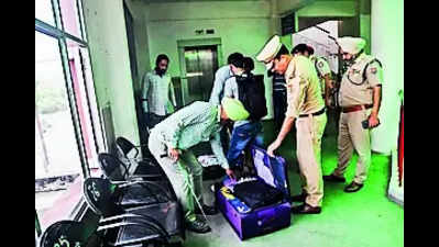 200 Mohali cops set up 25 naka in special drive