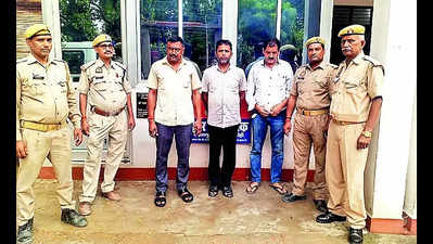 4 held for cloning ATM cards, SIMs to withdraw money