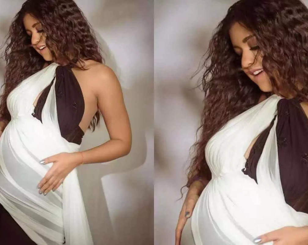 
Mom-to-be Ishita Dutta shares steamy photos flaunting her baby bump, raises eyebrows- WATCH IT

