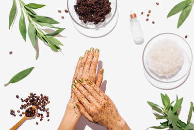 Homemade scrubs to soften your hands