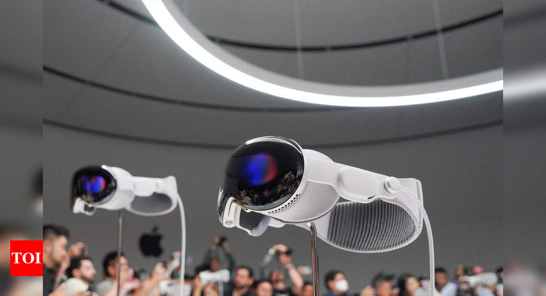 Apple Vision Pro production scaled down due to design hurdles
