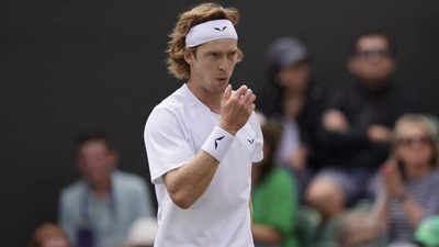 Wimbledon wrong to ban Russians, says Andrey Rublev