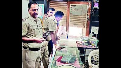 Devikot in Jaisalmer shuts down over jewellery theft from shop