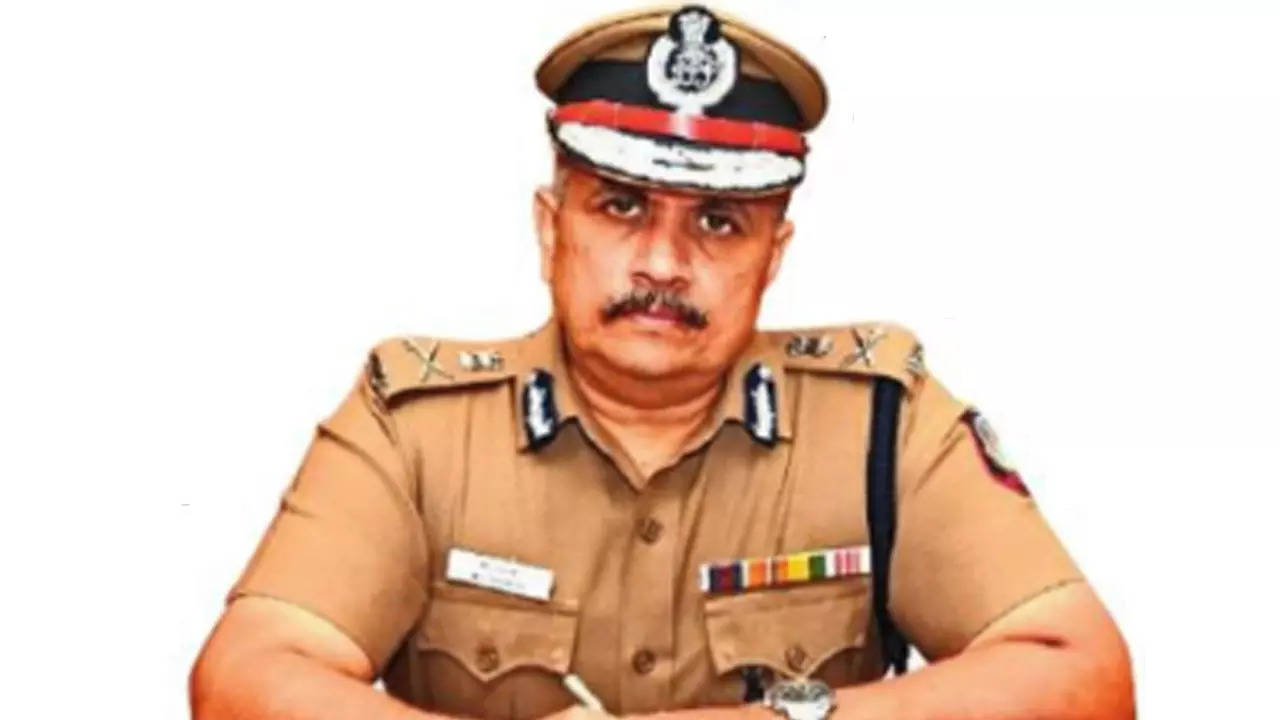 Will meet people every Wednesday: Avadi's new police commissioner | Chennai News - Times of India