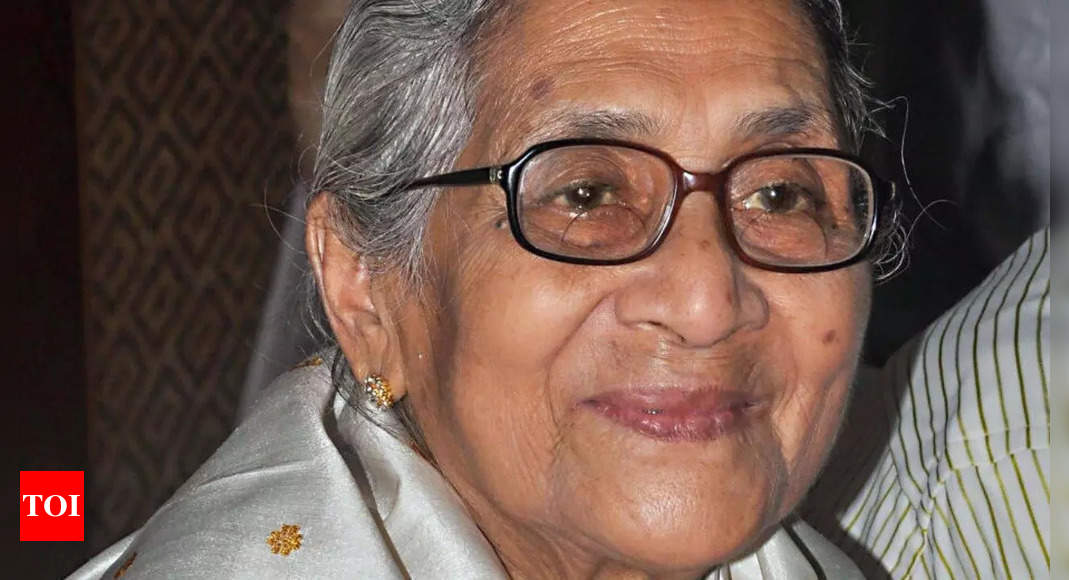 iconic-singer-sudakshina-sarma-passes-away-at-89-bengali-movie-news