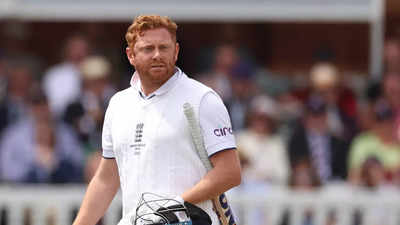 Ashes: Stuart Broad 'amazed' Australia did not question Jonny Bairstow appeal