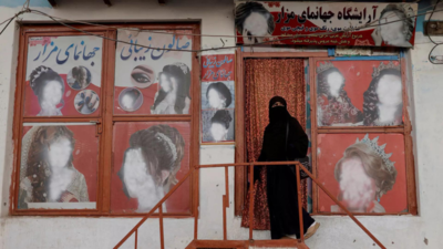 Taliban: Taliban ban women's beauty salons across Afghanistan - Times of  India