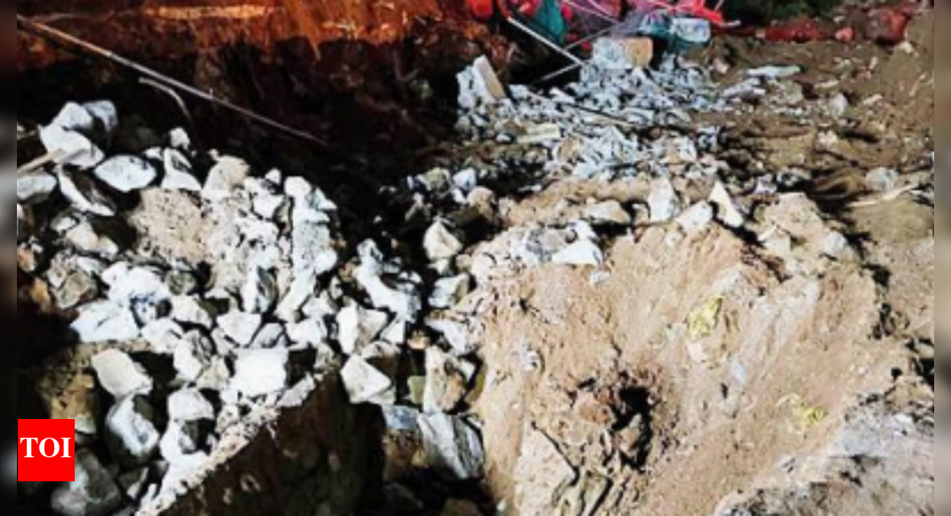 Five killed in Coimbatore wall collapse | Coimbatore News - Vimarsana News