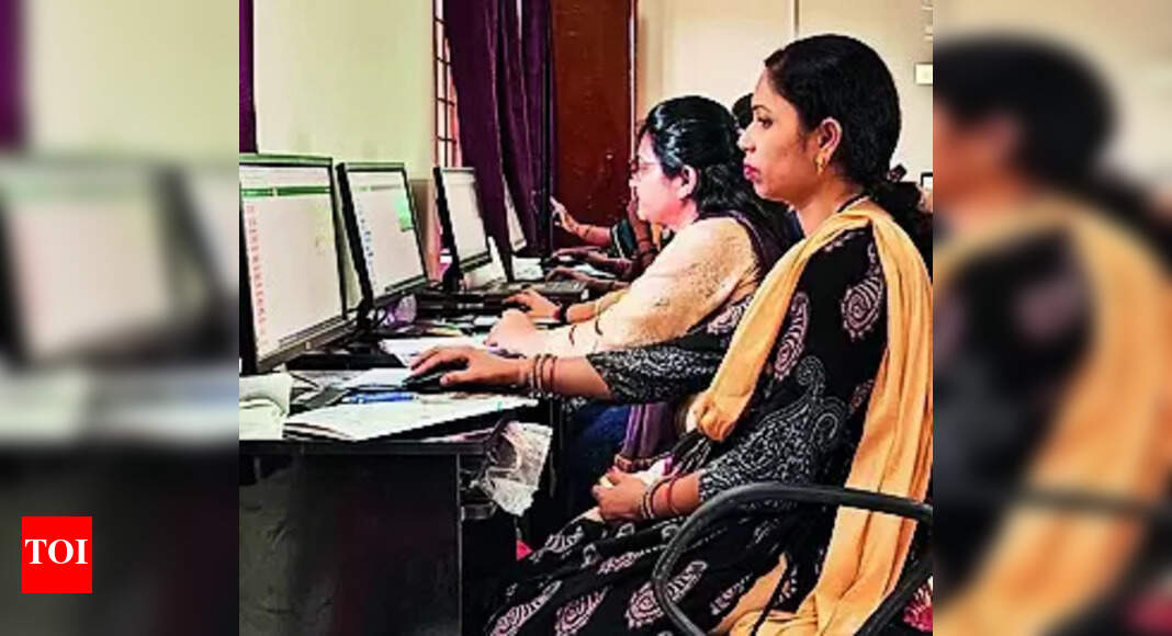 Coding Training For Govt School Teachers In Durg | Raipur News - Times ...