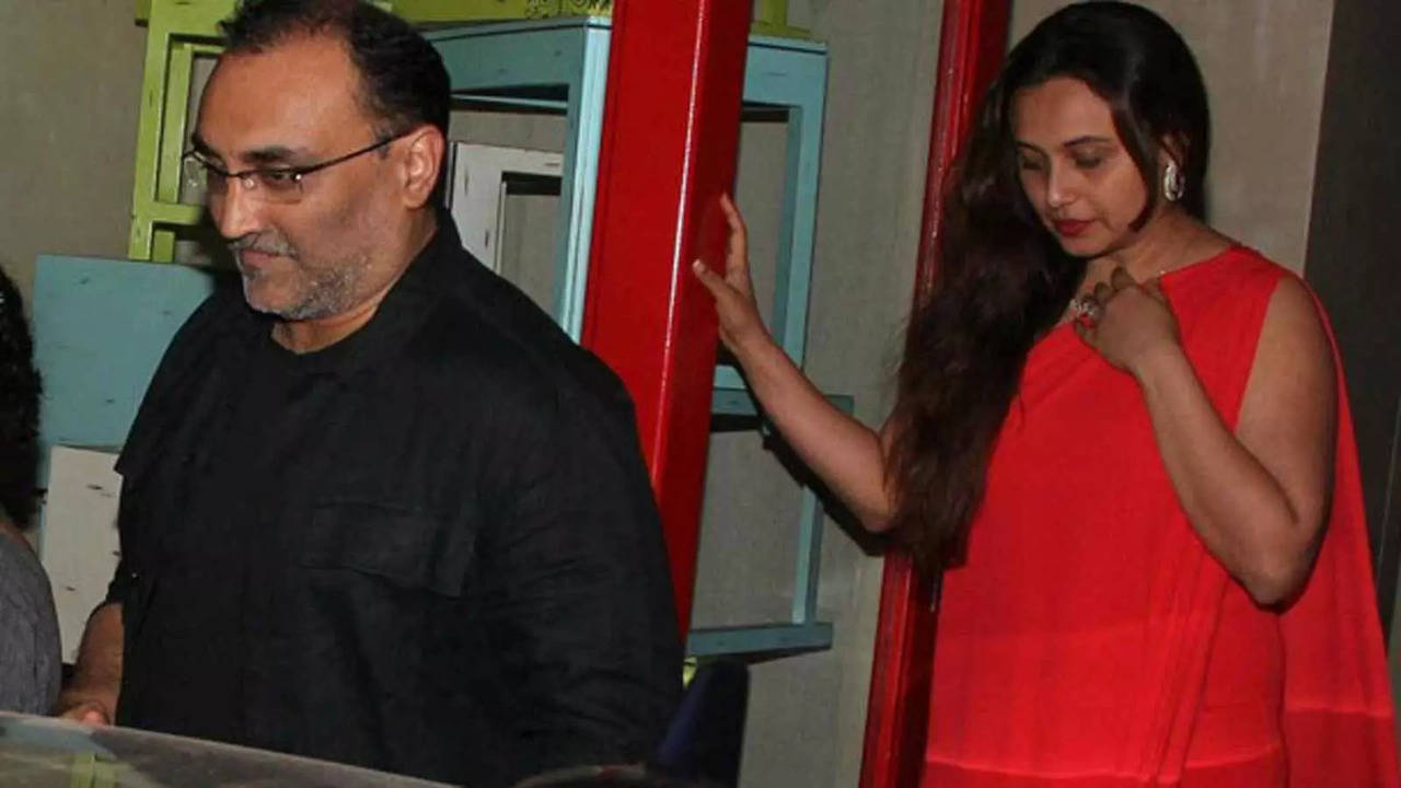 Rani Mukerji’s old video of denying dating Aditya Chopra SHOCKS netizens –  ‘Some actors are always acting’