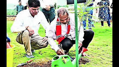 IIM-Shillong marks its inaugural day with ‘Forest Man of India’