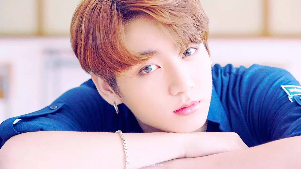 Free download BTS Jungkook Wallpapers Top Free BTS Jungkook Backgrounds  675x1200 for your Desktop Mobile  Tablet  Explore 58 Jungkook 2020  Desktop Wallpapers  Jungkook Abs Wallpapers Jungkook Chibi Wallpapers Jungkook  BTS Wallpapers