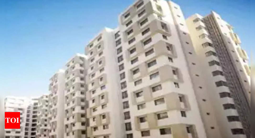 Gurgaon admin orders structural audit of ‘unsafe’ buildings in 23 housing societies | Gurgaon News
