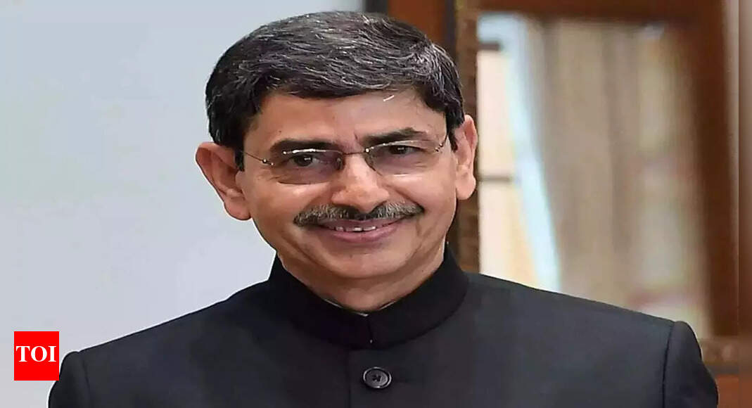 TN law minister urges governor sanction prosecution of former AIADMK ministers | Chennai News