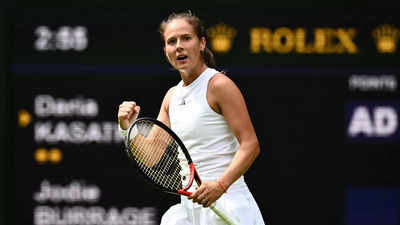Daria Kasatkina speeds through to Wimbledon's third round