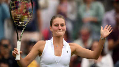 Wimbledon on X: 🇬🇷 @mariasakkari is moving on following a 6-1, 6-4 win  over Zoe Hives #Wimbledon  / X