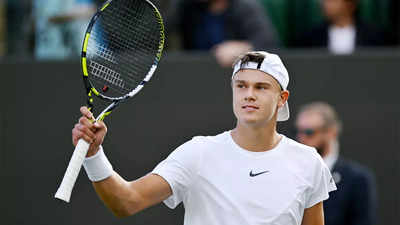 Sixth seed Holger Rune into Wimbledon second round for first time