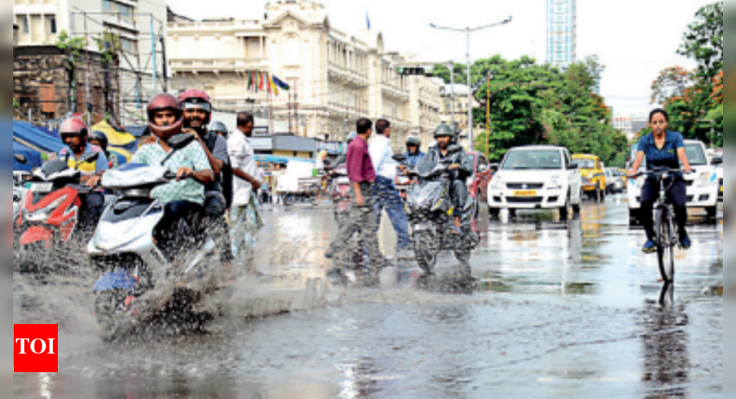 Kolkata Weather News Seesaw temperature, high humidity lay low with
